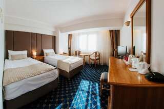 Отель Best Western Bucovina Club de Munte Гура-Гуморулуй Стандартный двухместный номер с 1 кроватью или 2 отдельными кроватями-11