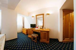 Отель Best Western Bucovina Club de Munte Гура-Гуморулуй Стандартный двухместный номер с 1 кроватью или 2 отдельными кроватями-14